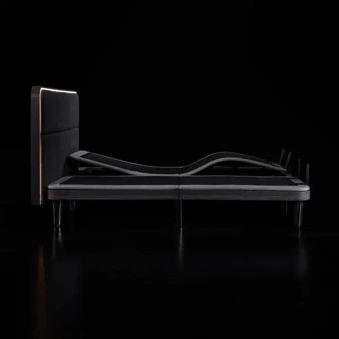 Split King ErgoSportive smart adjustable bed app displaying sleep data and personalized recovery insights.