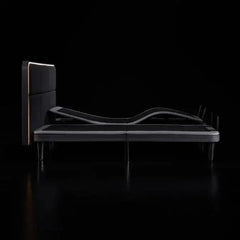 Split King ErgoSportive smart adjustable bed app displaying sleep data and personalized recovery insights.